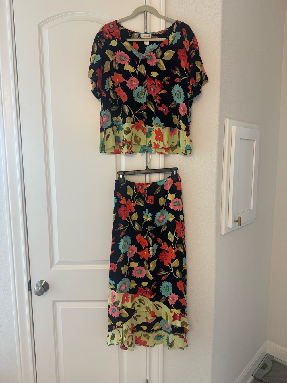 Vintage 80s/90s Black Floral Two-Piece Top and Skirt Set